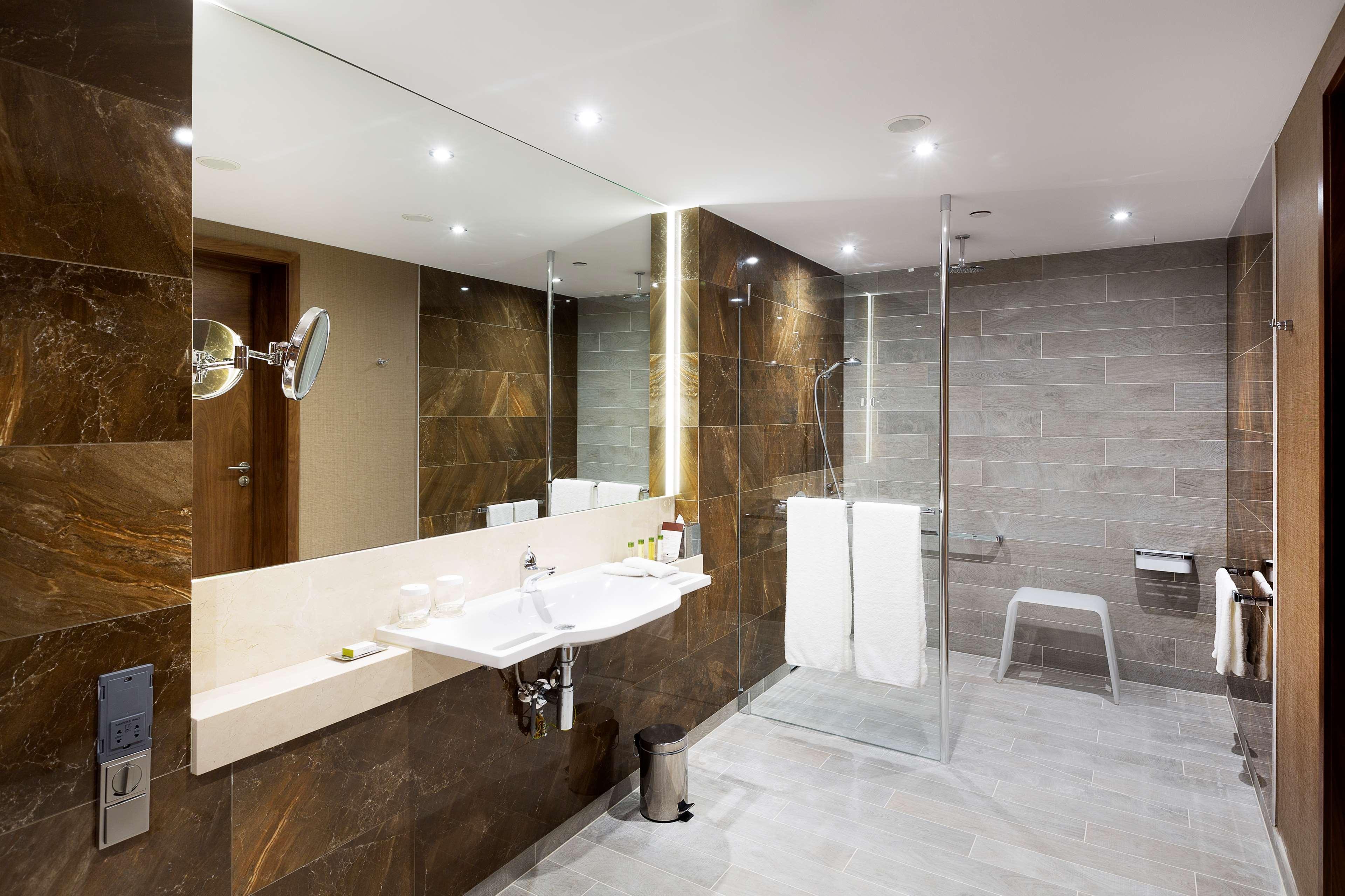 Doubletree By Hilton & Conference Centre Hotel Warschau