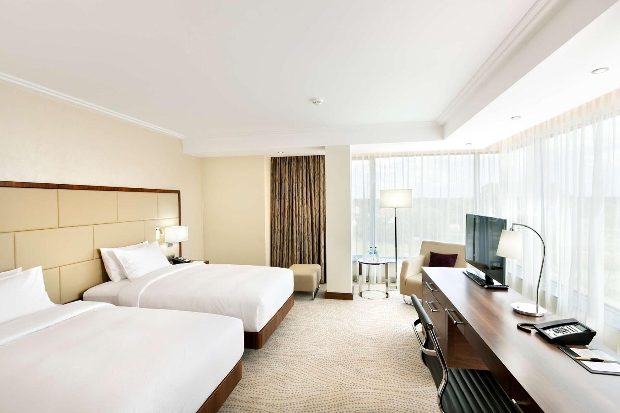 Doubletree By Hilton & Conference Centre Hotel Warschau