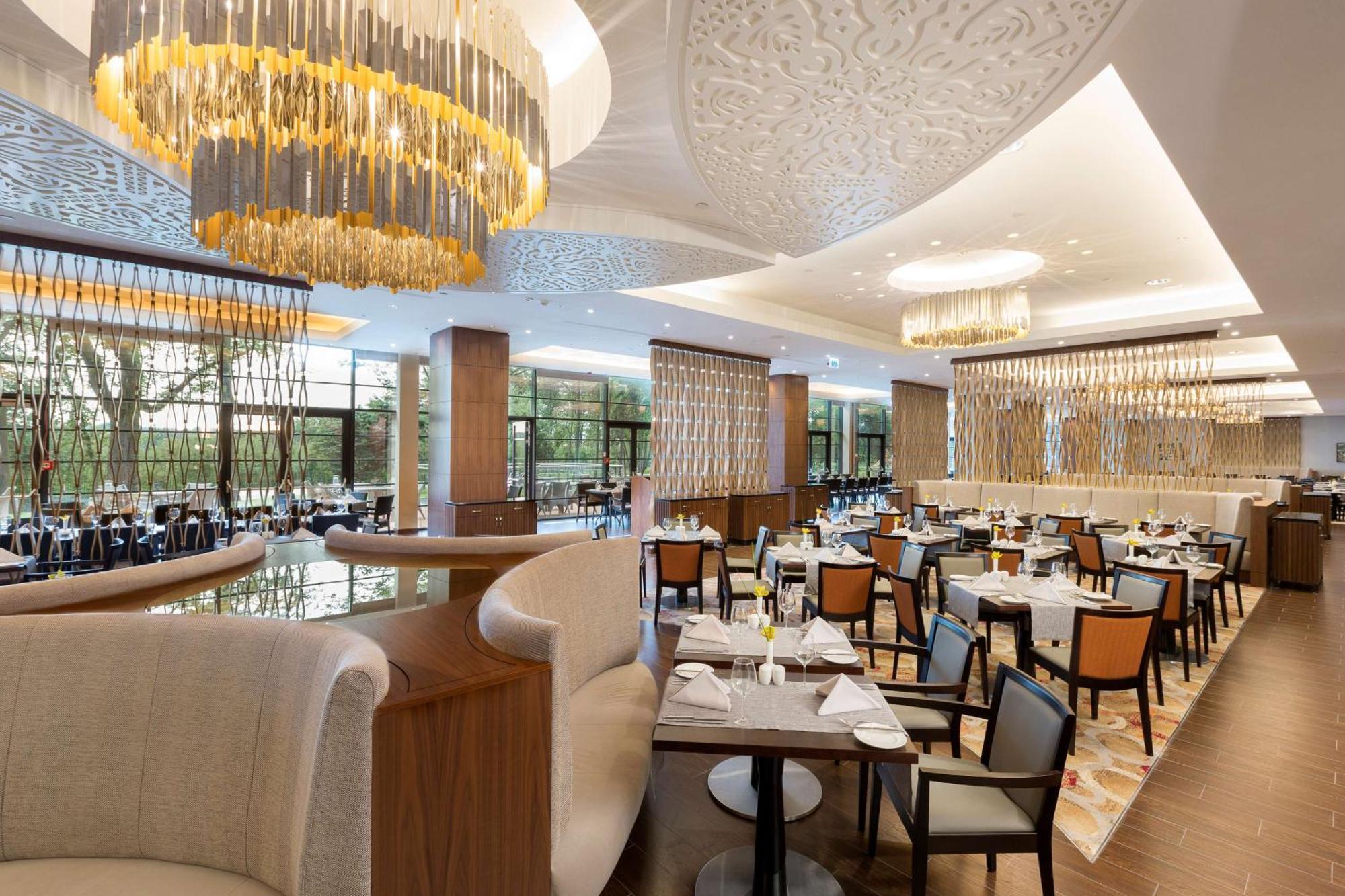 Doubletree By Hilton & Conference Centre Warschau