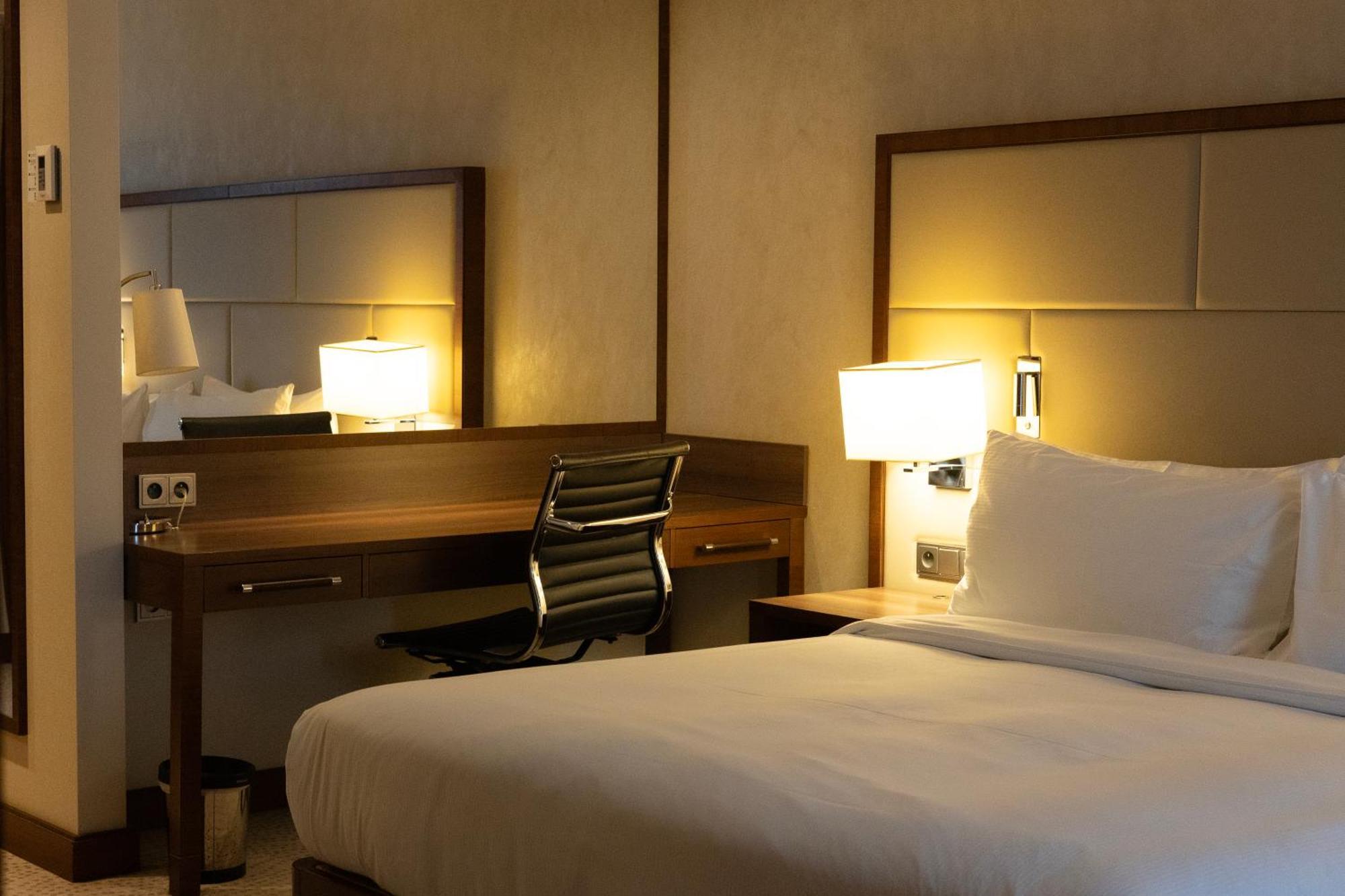 Hotel Doubletree By Hilton & Conference Centre Warschau