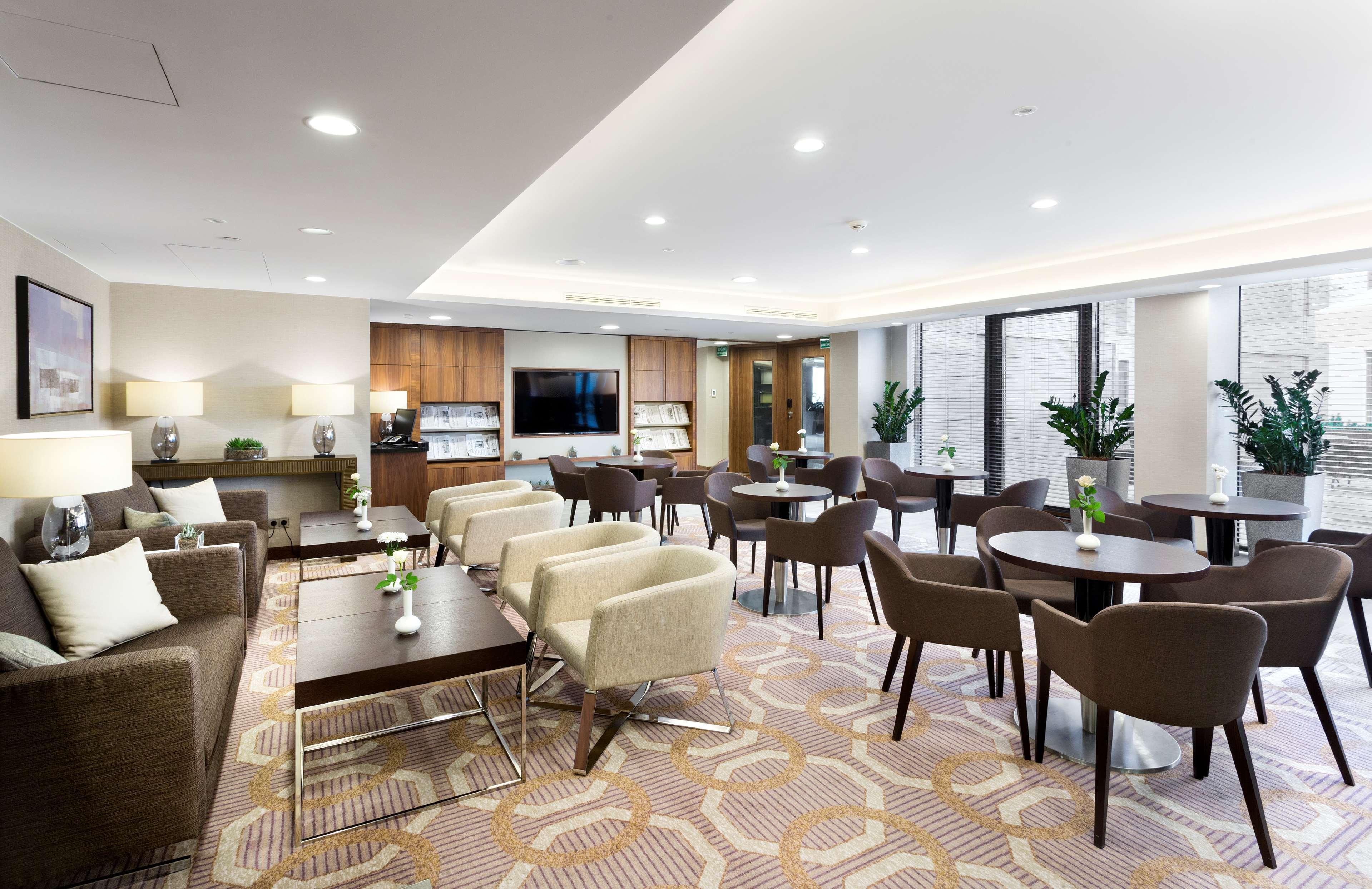Doubletree By Hilton & Conference Centre Готель 4*